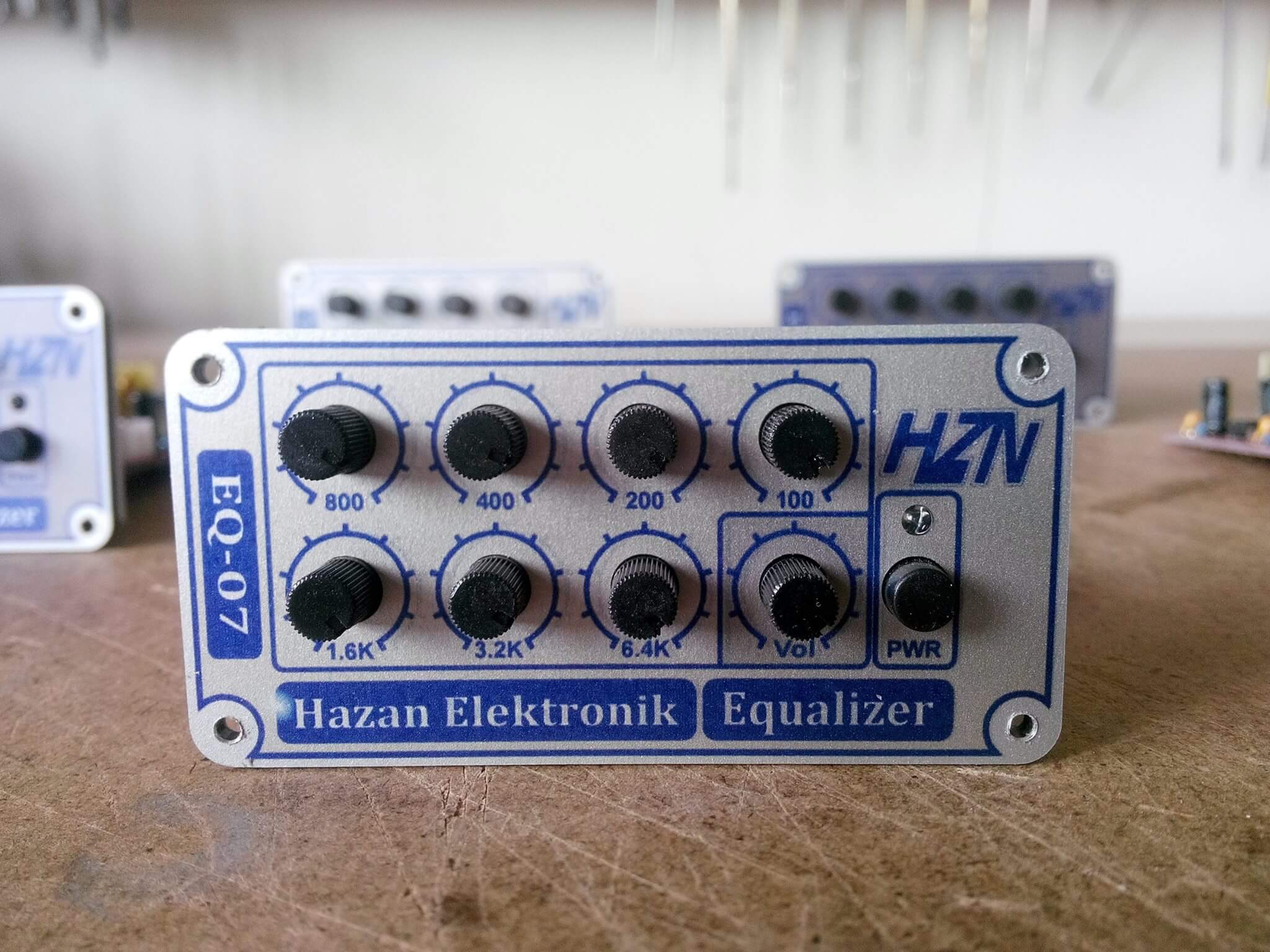 7-полосный эквалайзер – HzN EQ-07